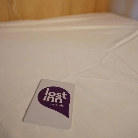 بيت شباب Lost Lisboa