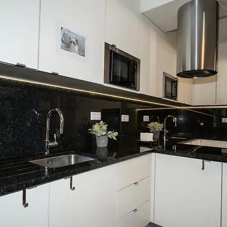 بيت شباب Lost