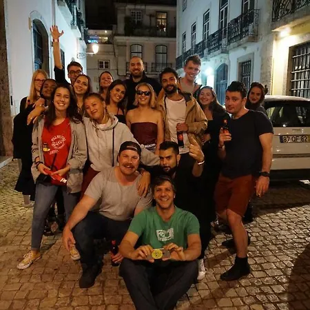 بيت شباب Lost *